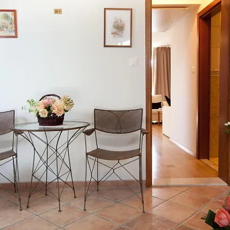 Andrea Hotel 4*