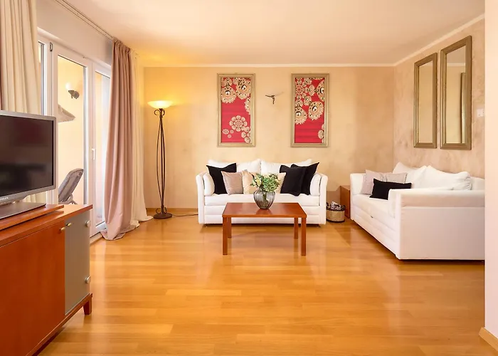 Andrea Hotel