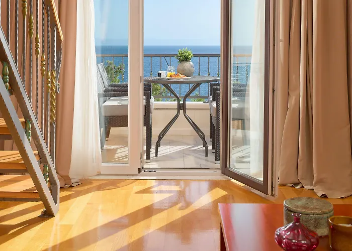 Andrea Hotel 4*