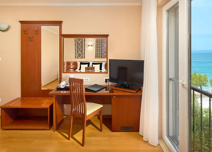 Andrea Hotel